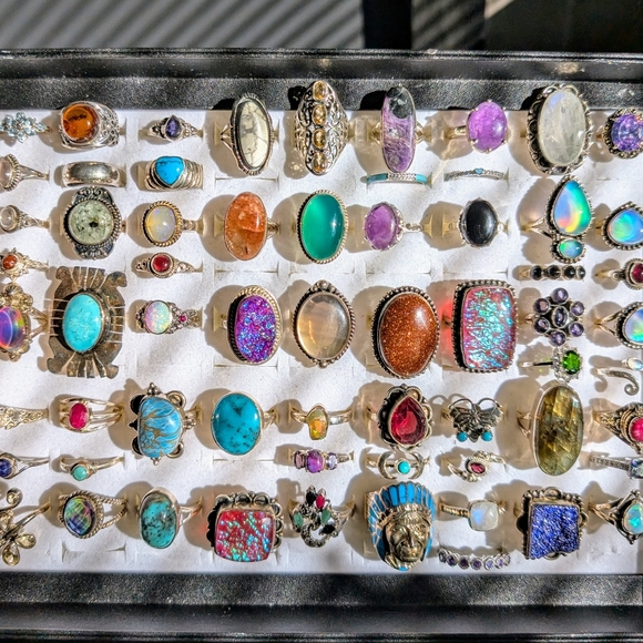 Rings LIVE LISTING - Picture 3 of 4